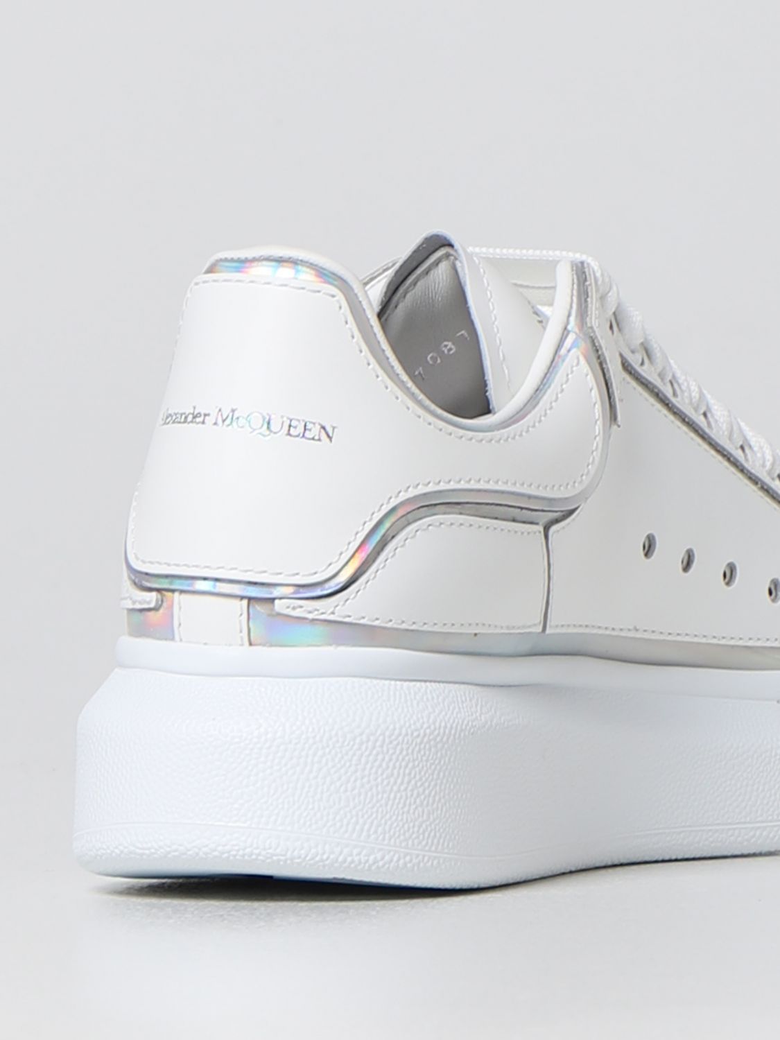 Women's Lace Up Low Top Sneakers