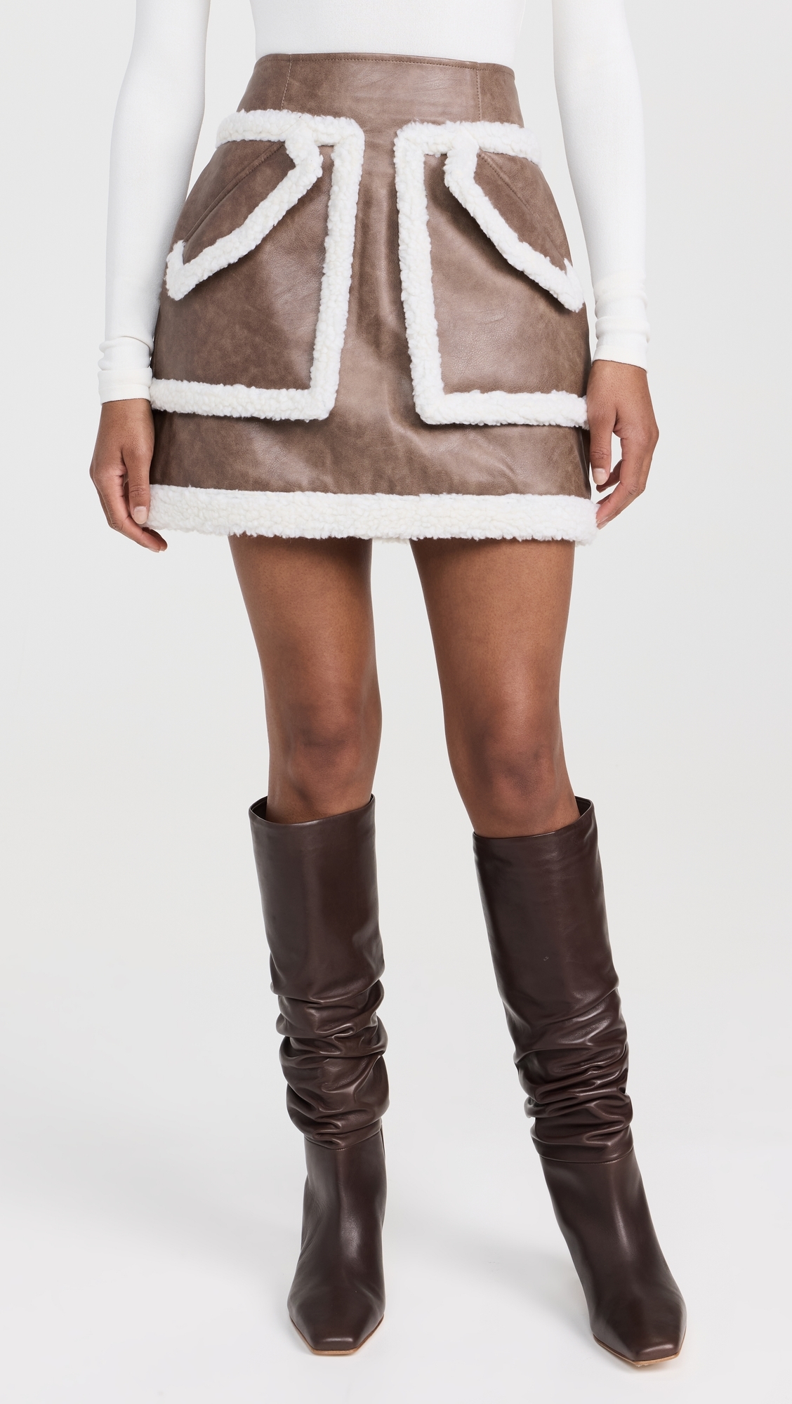 Cherry Skirt Peau Lainée