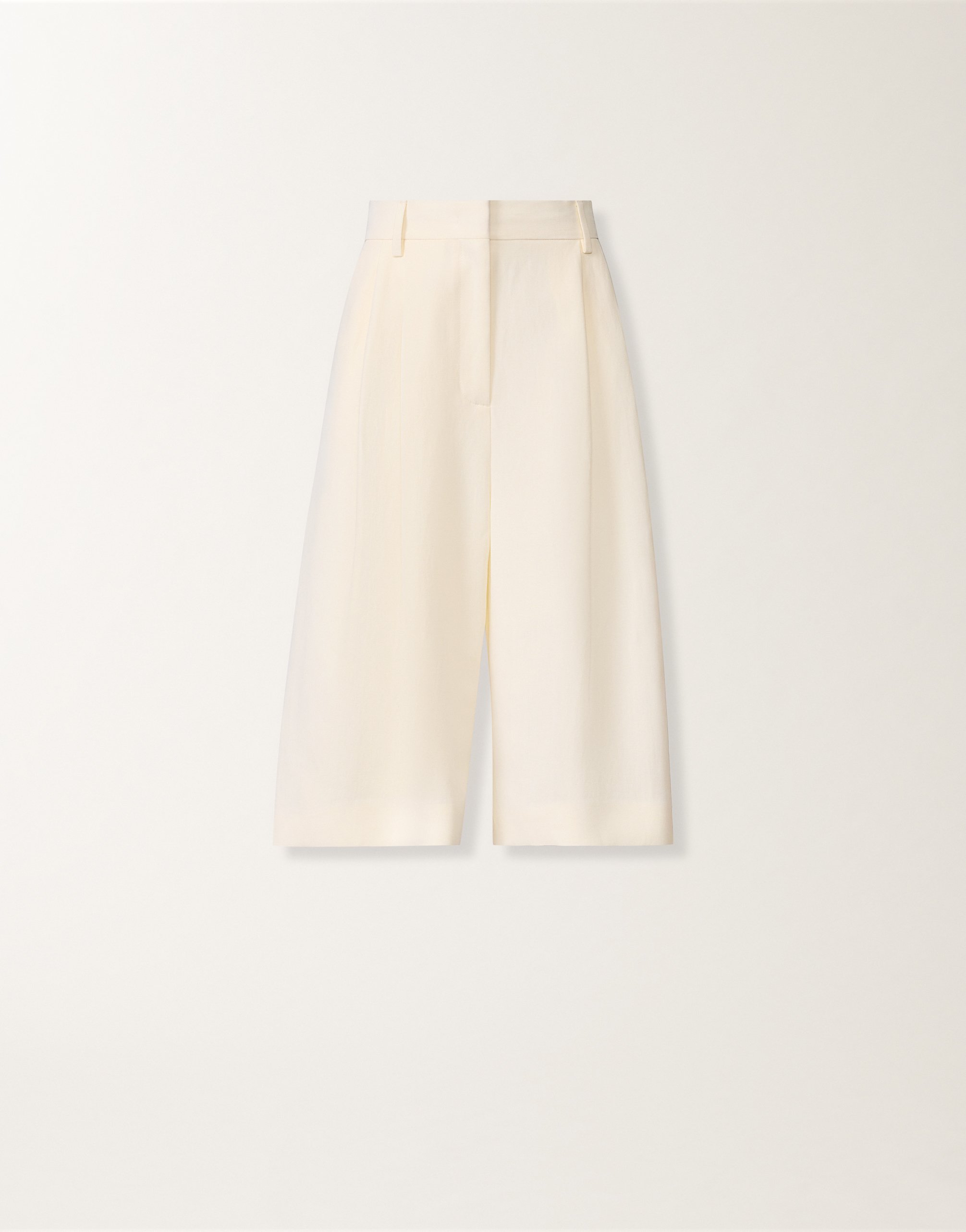 Fluid linen and viscose Bermuda shorts, in a butter hue