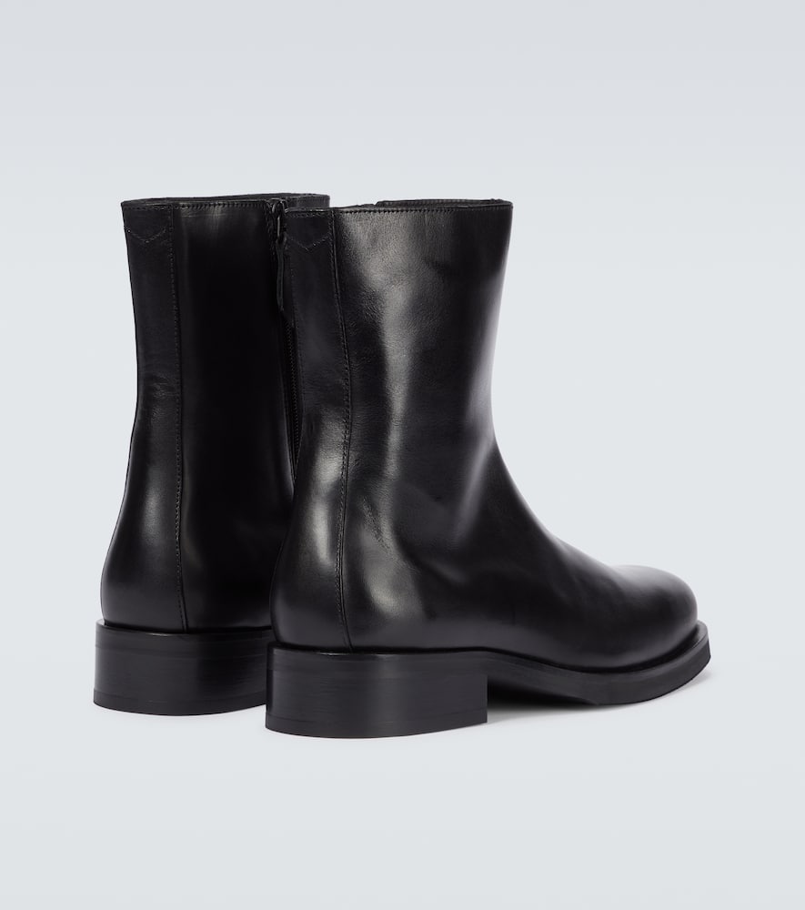 Our Legacy Camion leather Chelsea boots