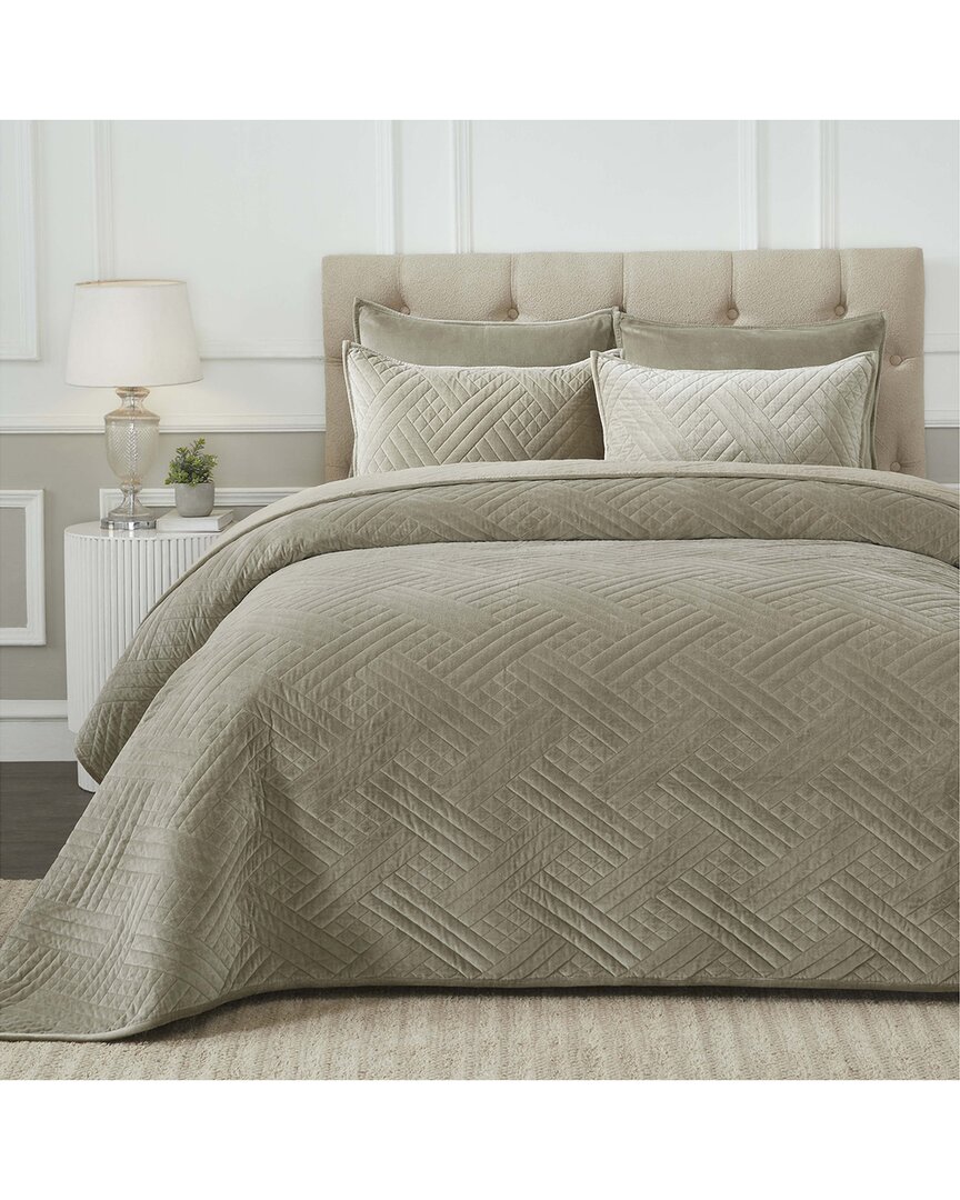 Superior Karina Velvet Lightweight Quilt Set