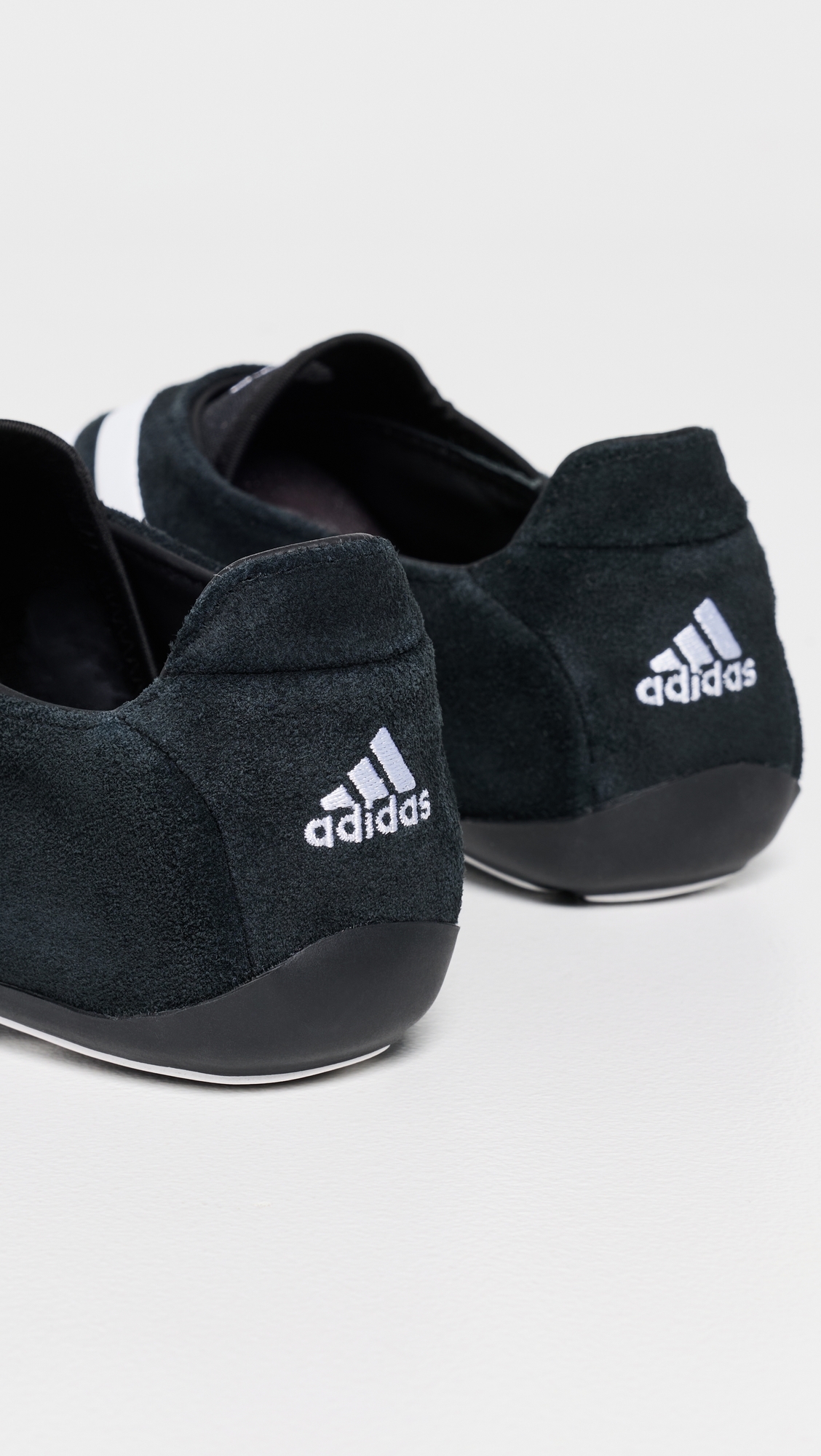 X Pharrell Yoga Vario Sneakers Black/White/Black W