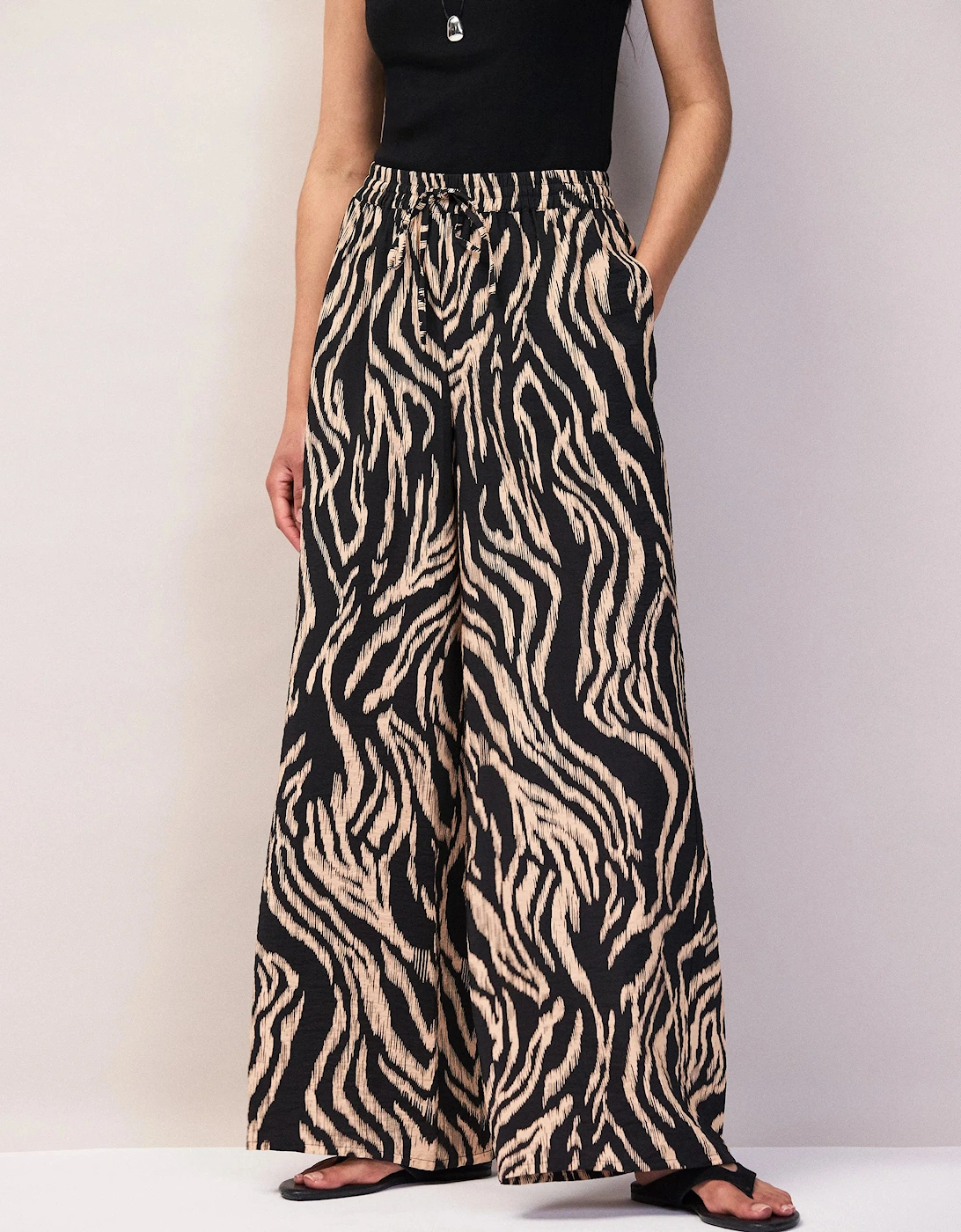 RO&ZO Women's Zebra Print Trousers - Multi