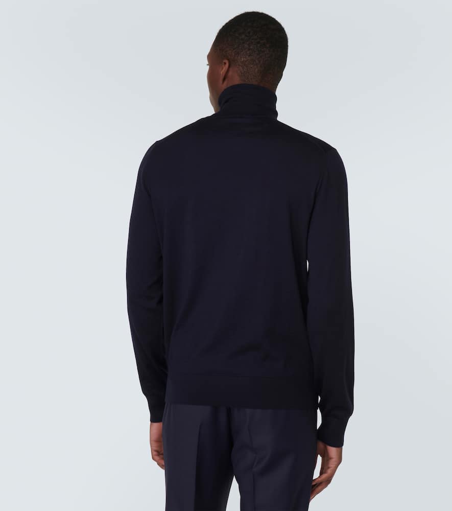Cashmere-blend turtleneck sweater