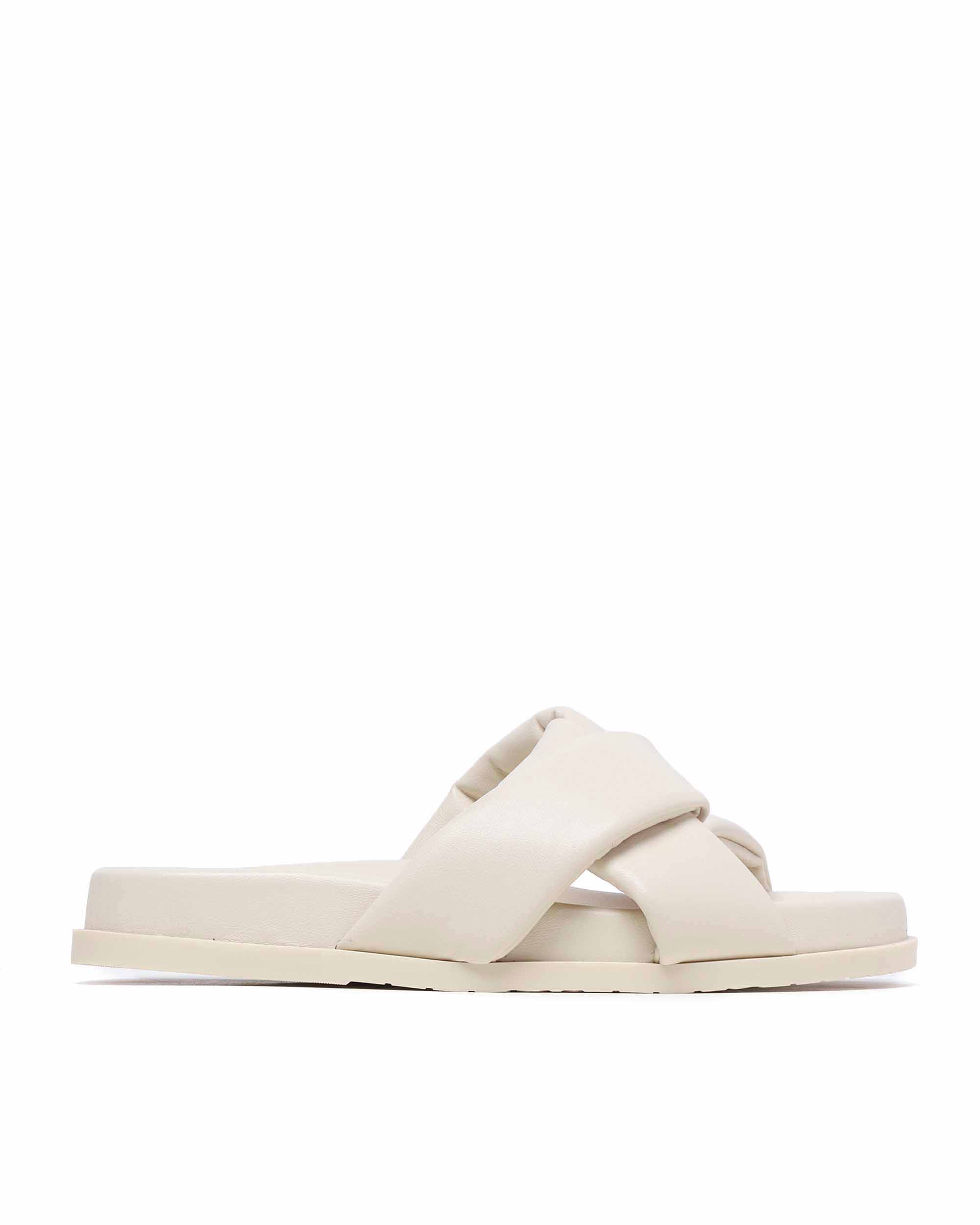 Crossover strap slippers