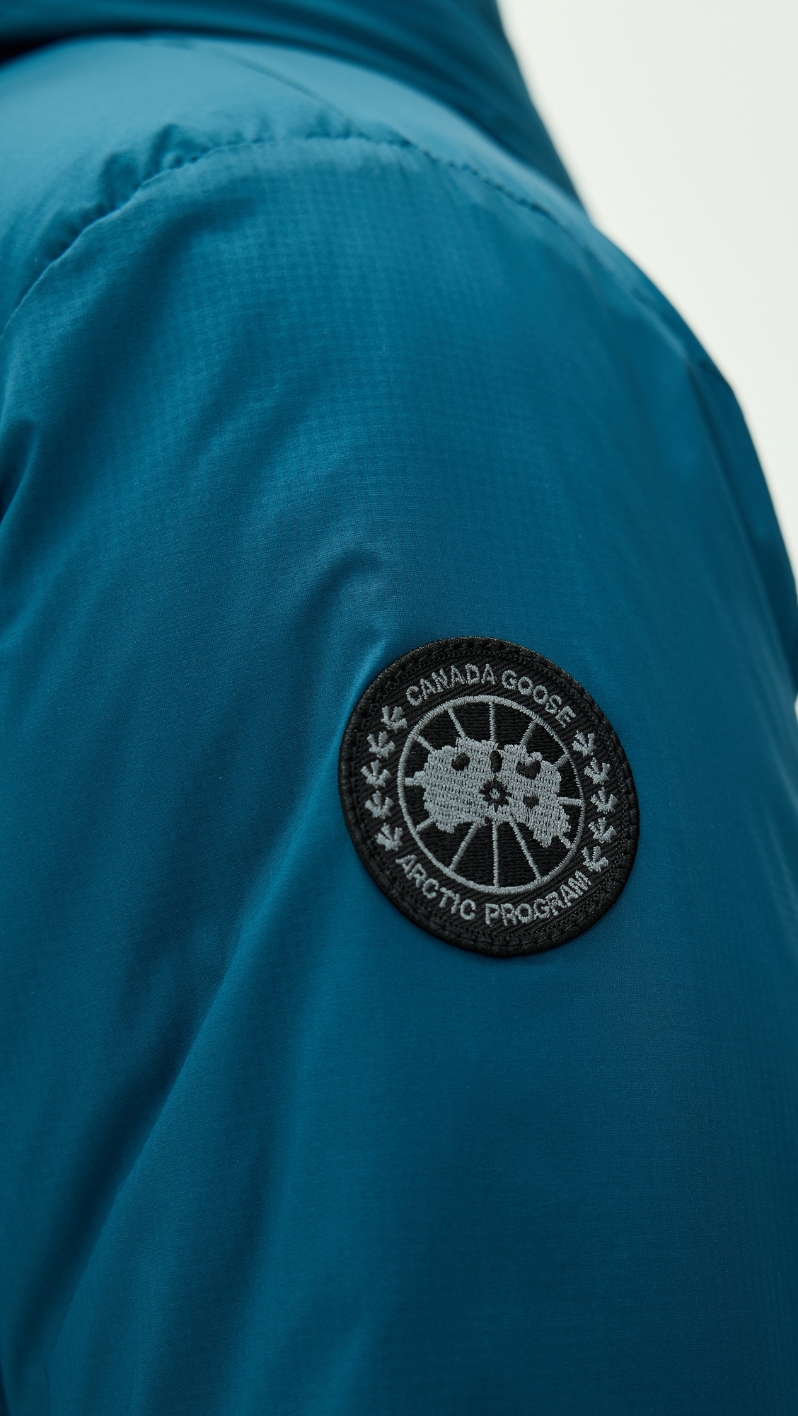 Lodge Black Disc Hooded Jacket Guard Blue