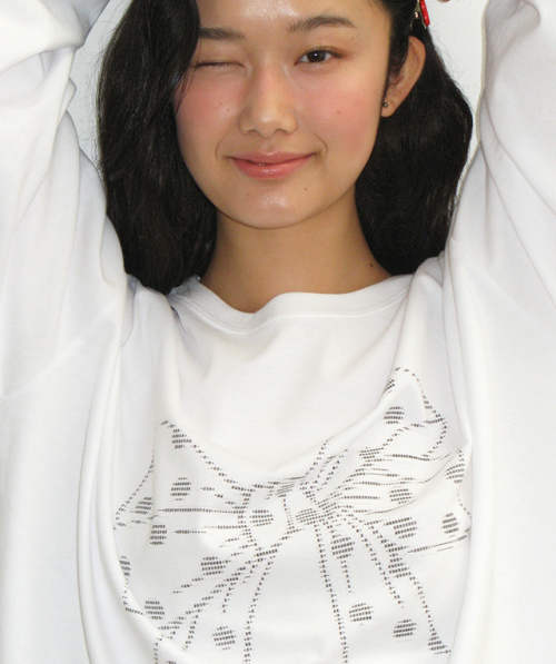 DOT RIBBON OVER FIT LONG SLEEVE WHITE