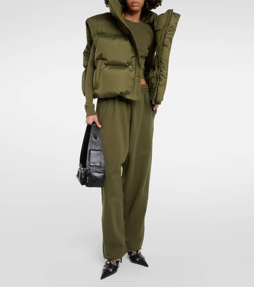 Cropped down vest