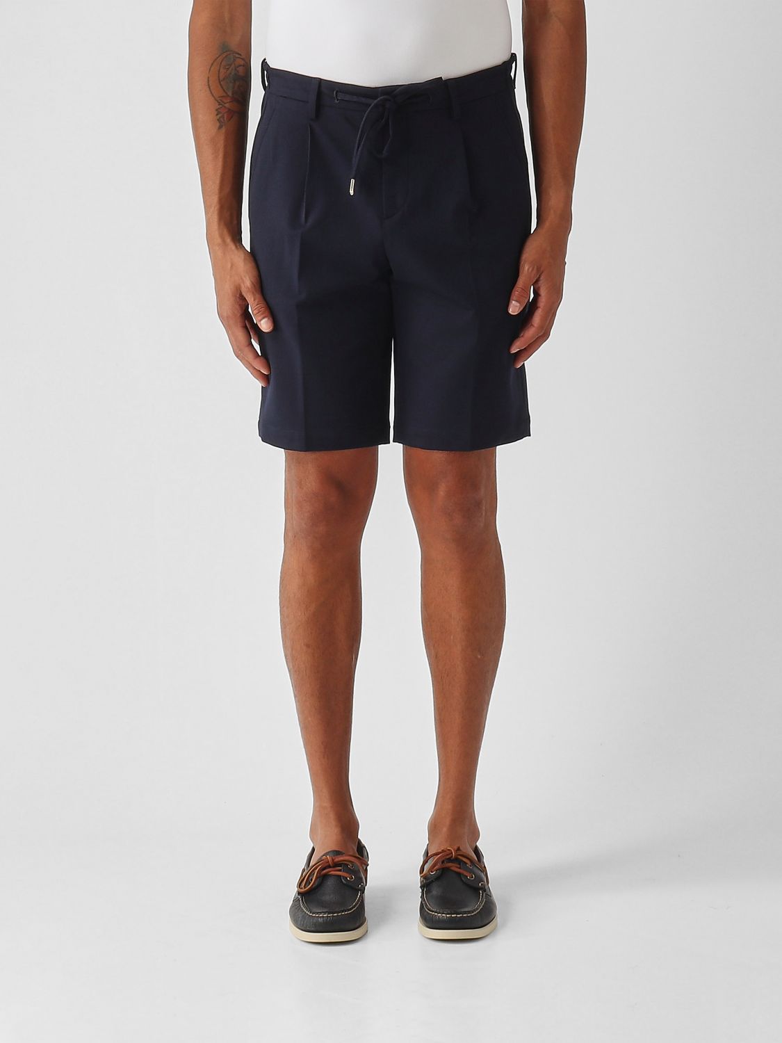 Shorts Men color Navy