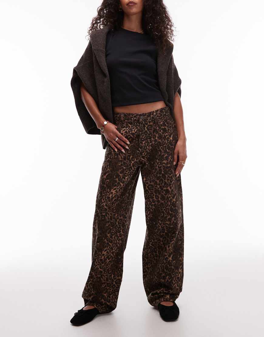 Baggy dad jeans in leopard print-Brown