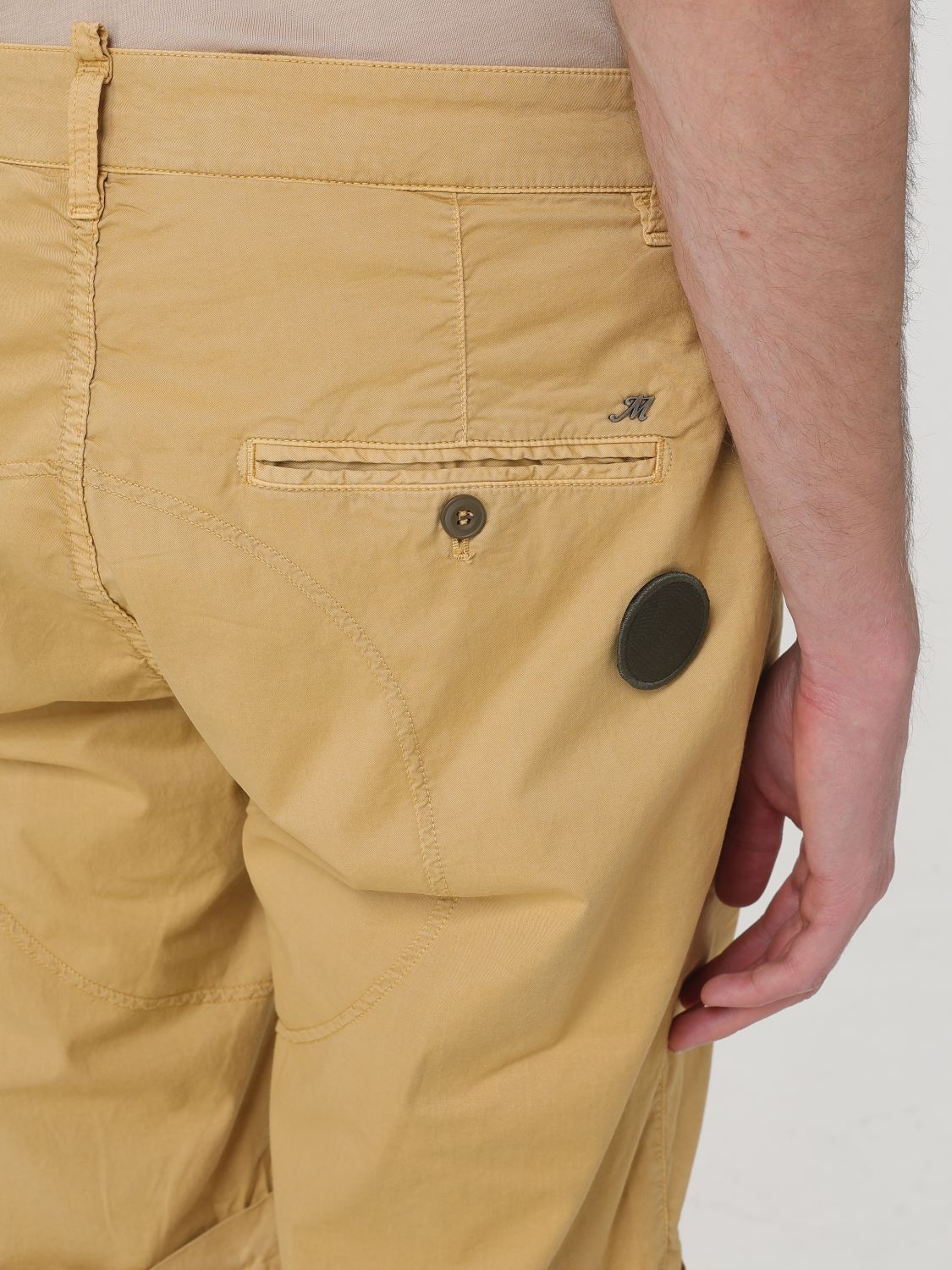 Shorts Men color Yellow
