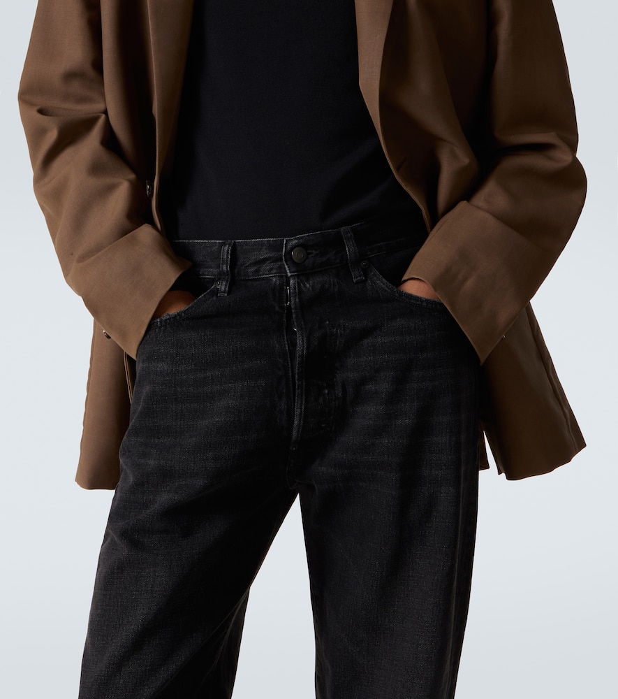 Mid-rise straight jeans