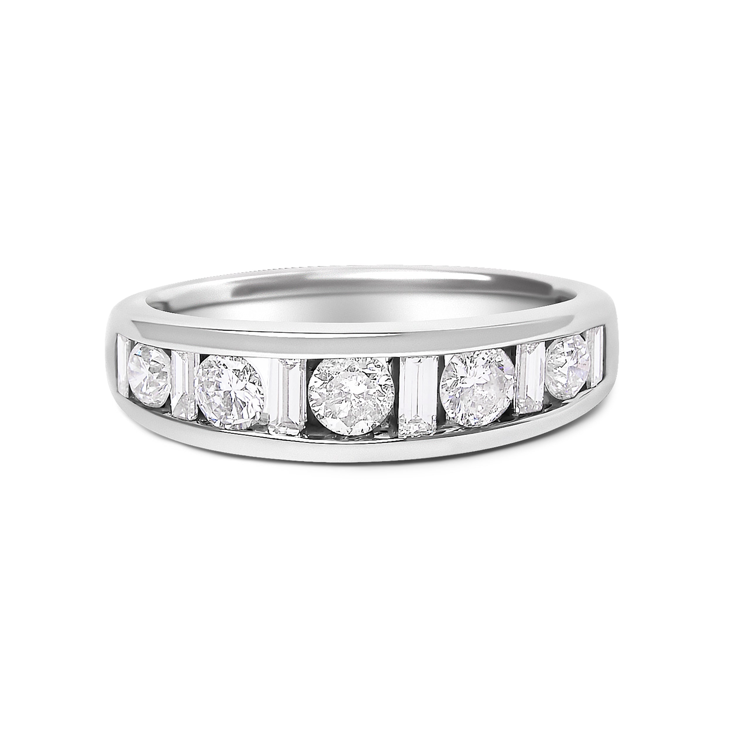 14K White Gold Alternating 1.0 Cttw Round and Baguette Diamond Channel Band Ring