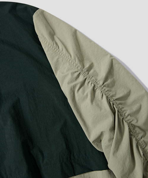 Side Seam Cut Two-Tone Windbreaker