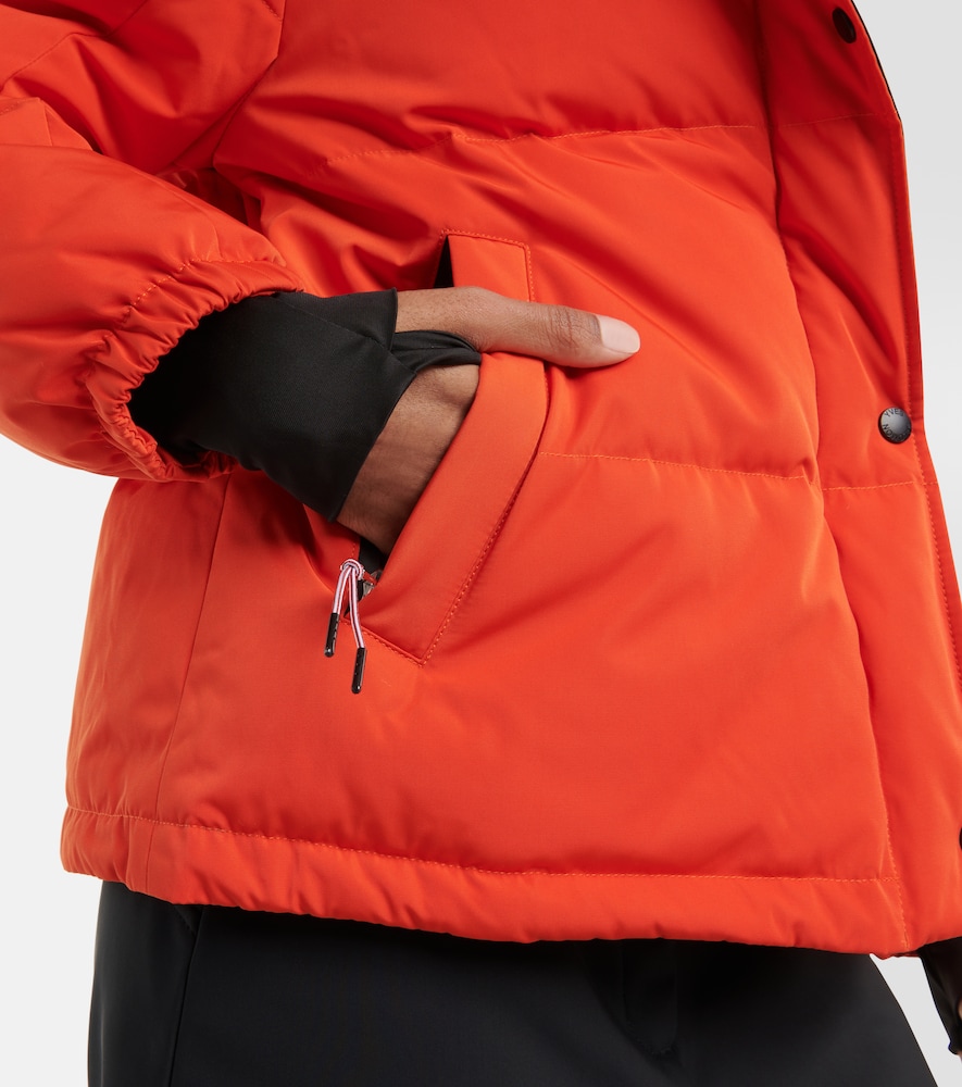 Hooded ski jacket
