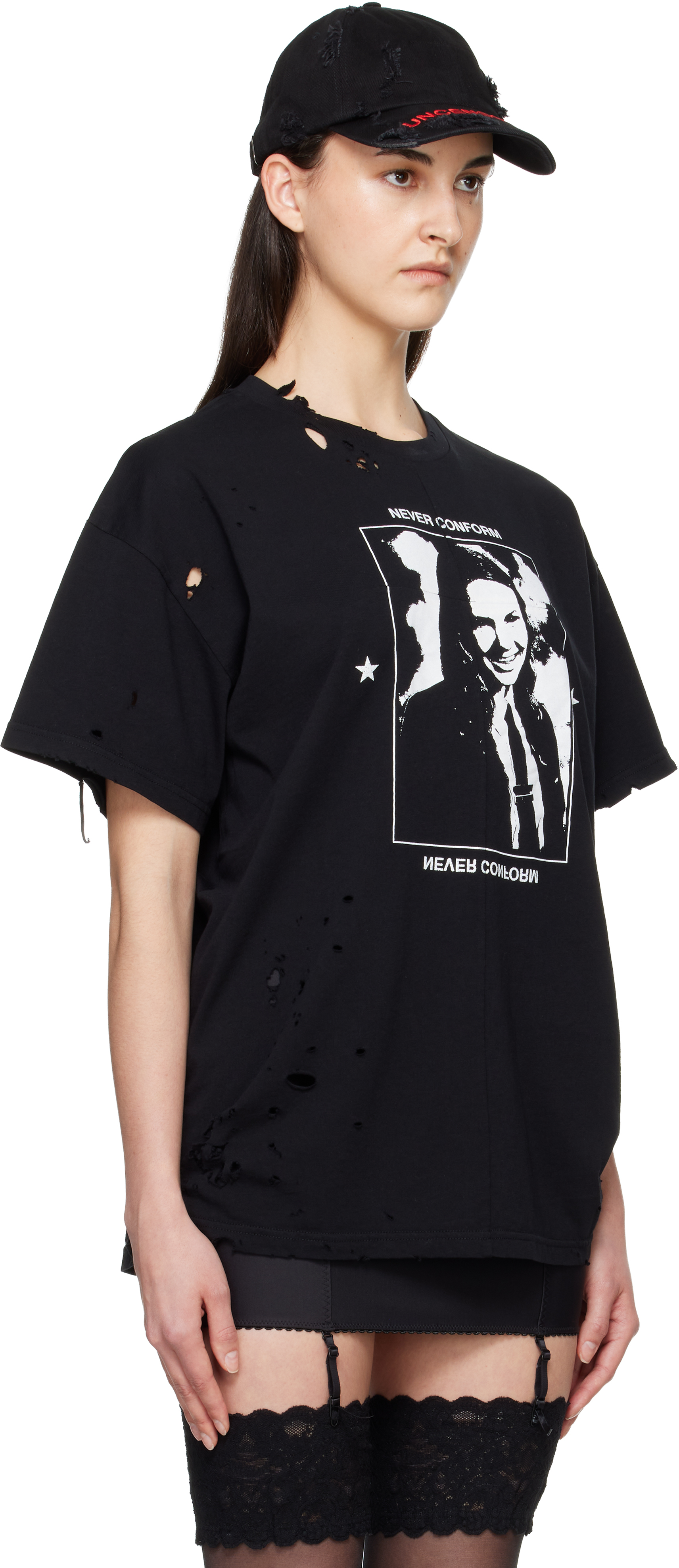 Black Hannah T-shirt