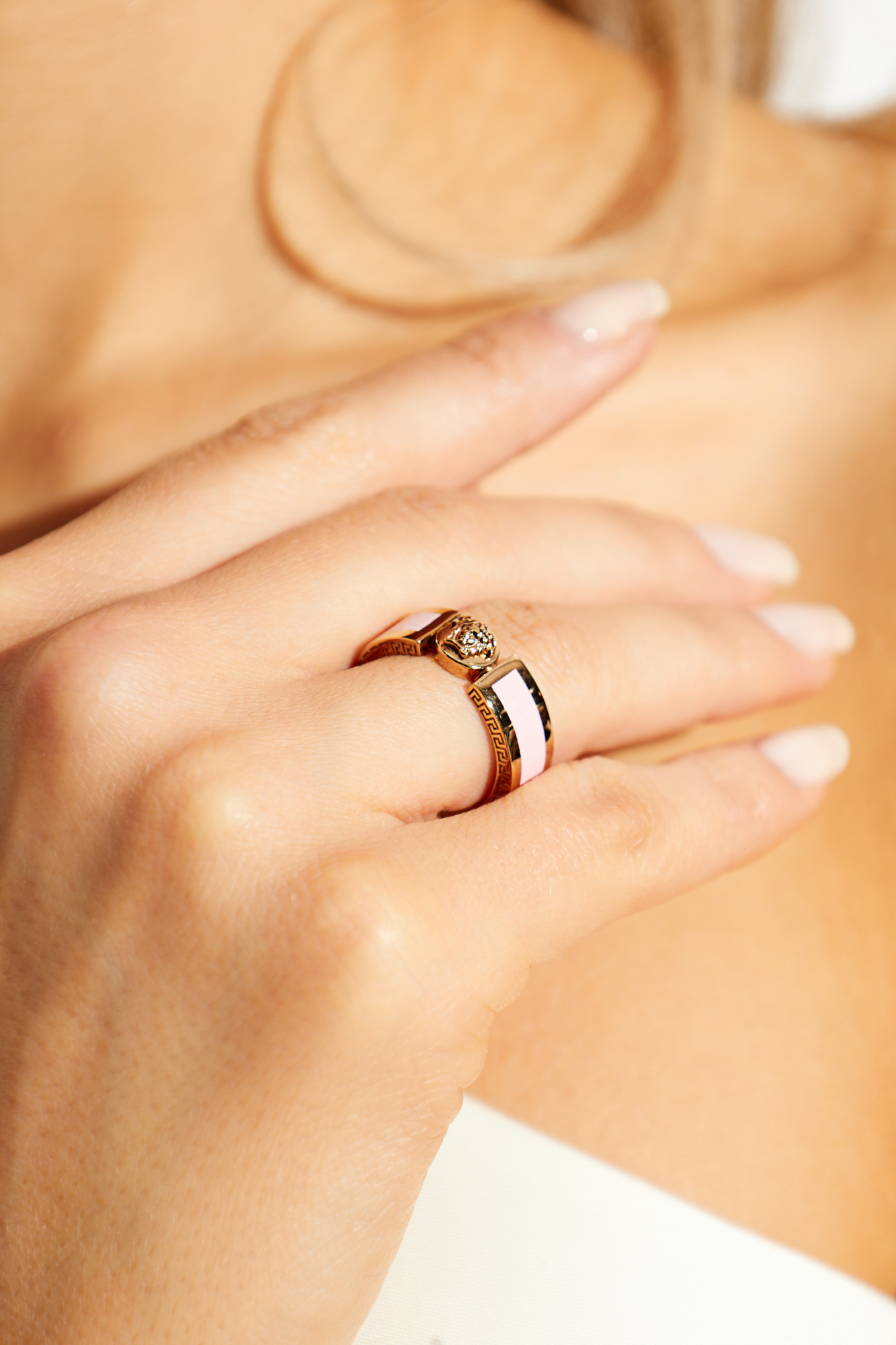Ring With Medusa Head, Unisex, Pink