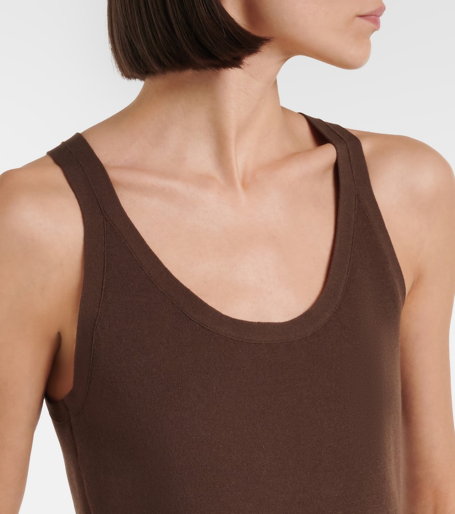 Knitted tank top