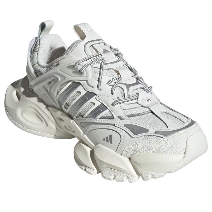 XLG Runner Deluxe 'Core White Silver Metallic'
