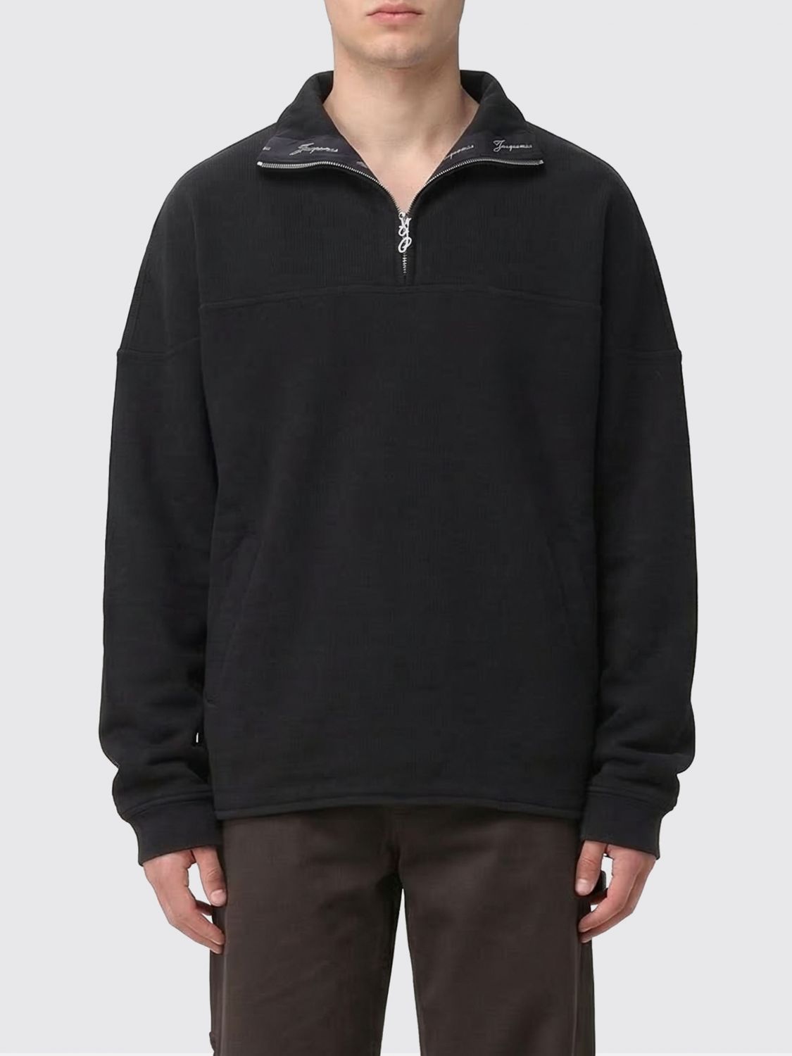 The Rond Carre Zipped Sweatshirt Black