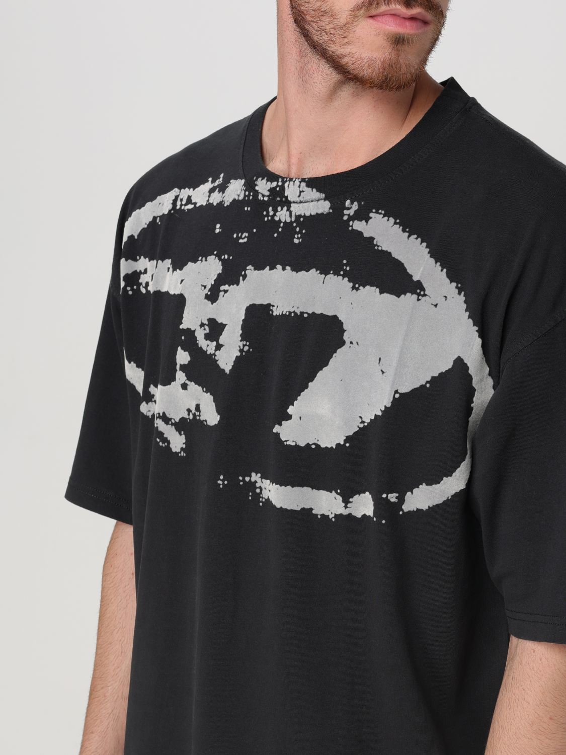 T-Shirt Men color Black