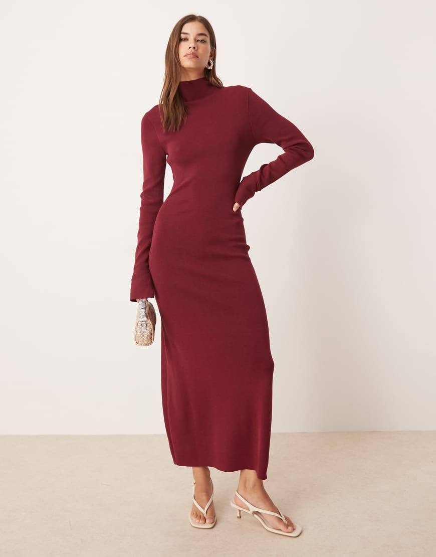 Flared sleeve knit midaxi dress in burgundy