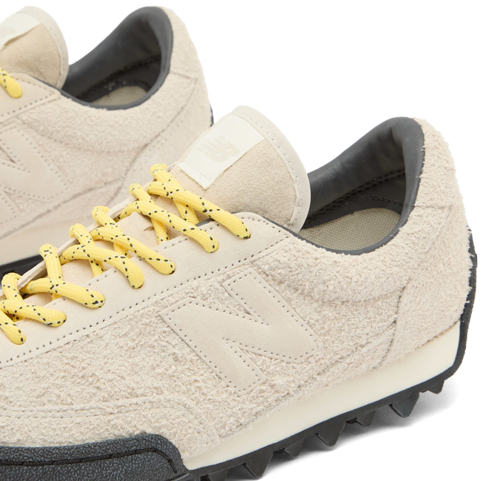 Women's Gator Run Sneaker in Star Burst/Sea Salt