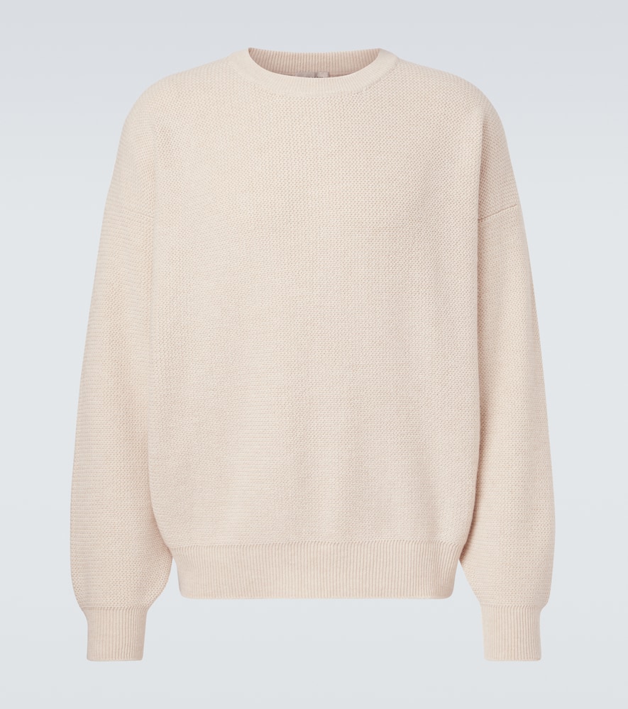 Virgin wool sweater