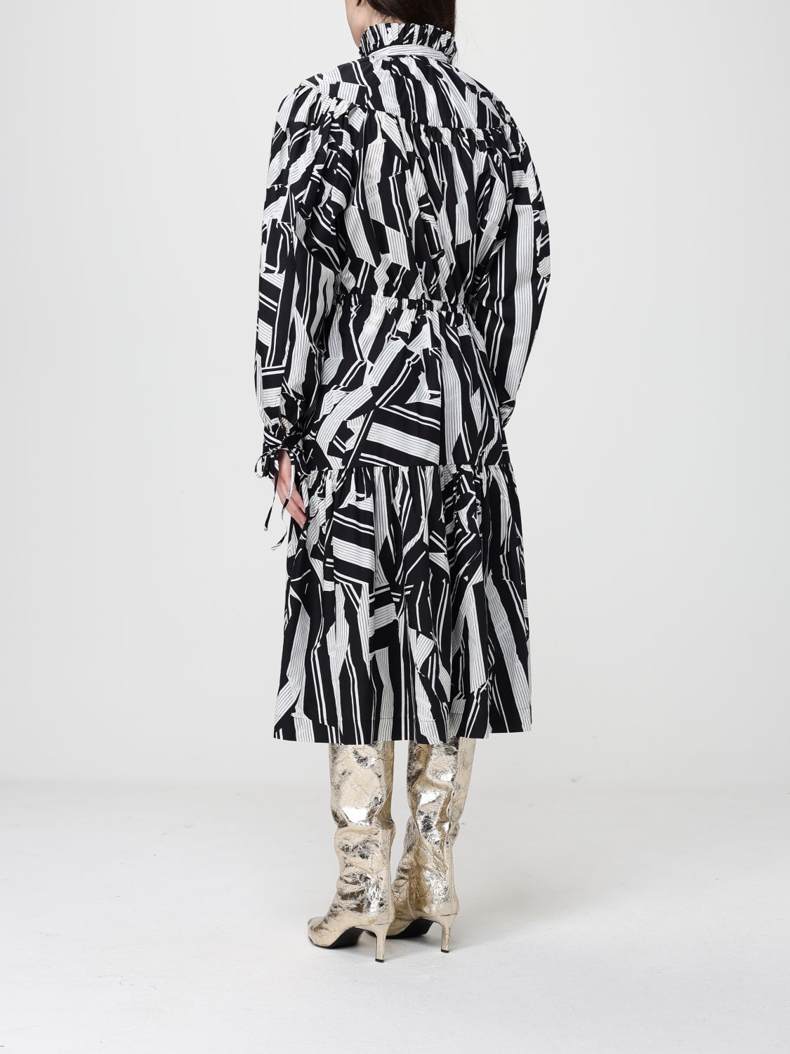 Dress Woman color Black