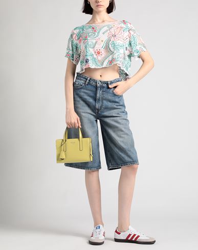 Woman Top White