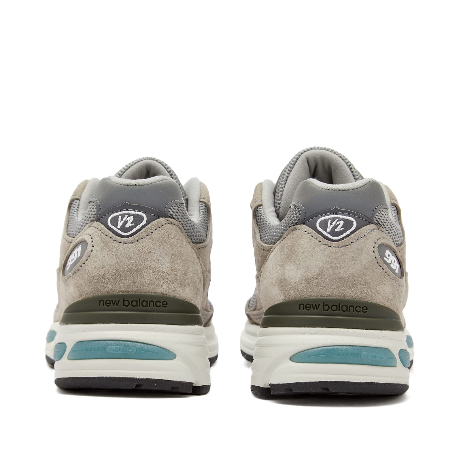 U991GL2 - Made in UK Sneakers in Grey