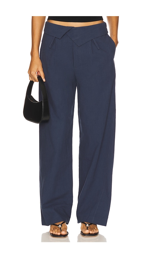 LIONESS Flourish Pant in Navy.  XXS. Also in L, M, S, XL