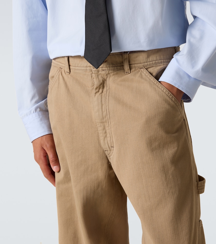 Wide-leg jeans