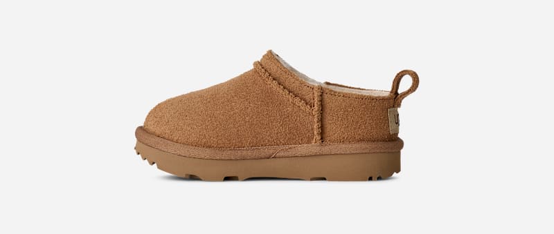 ® Toddlers' Classic Micro Sheepskin Classic Boots in Chestnut