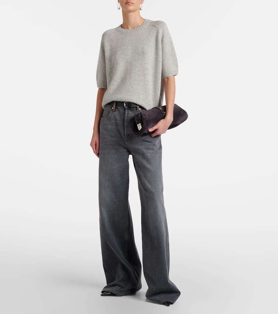 Cashmere sweater