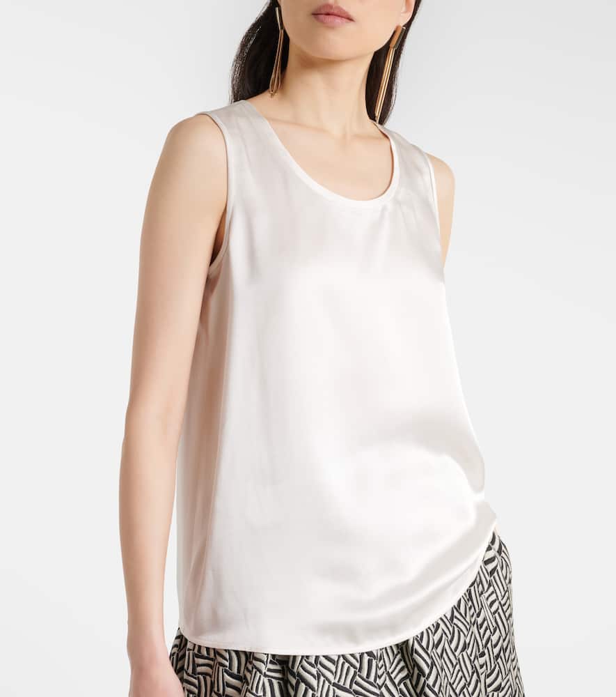 Estri satin top