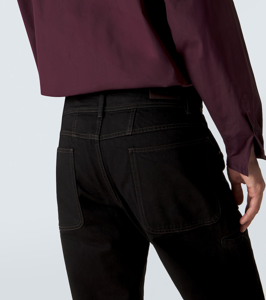 Barrel-leg jeans