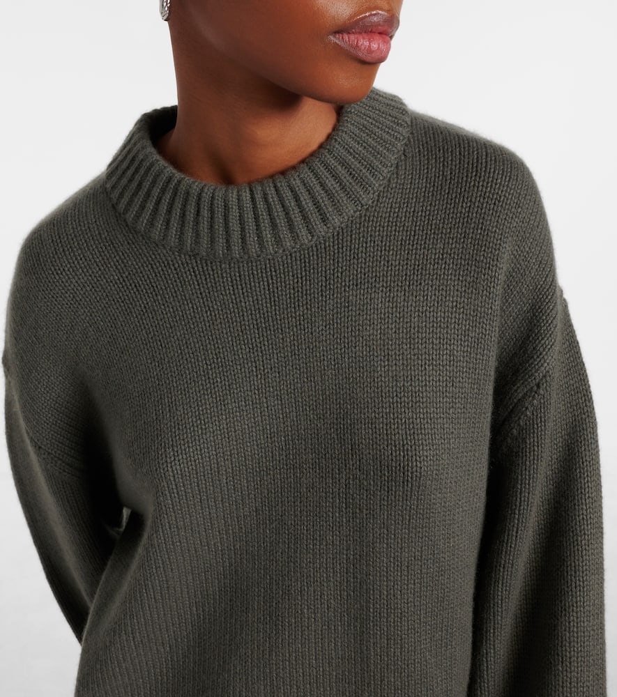 Sony cashmere sweater