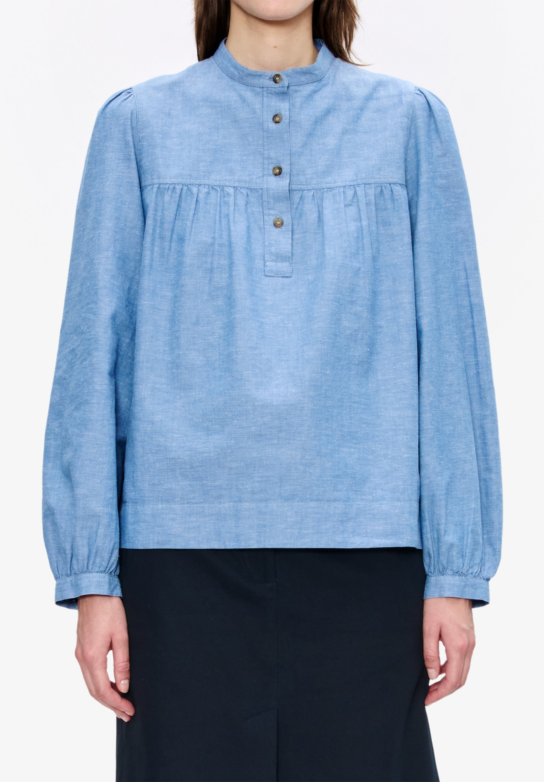 A. P.C. Women's Baby Doll blouse Size: 34 in Blue