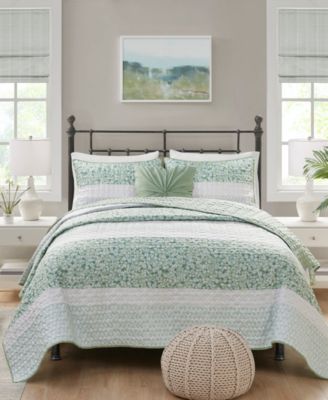 Caralie Seersucker 4 Piece Quilt Sets