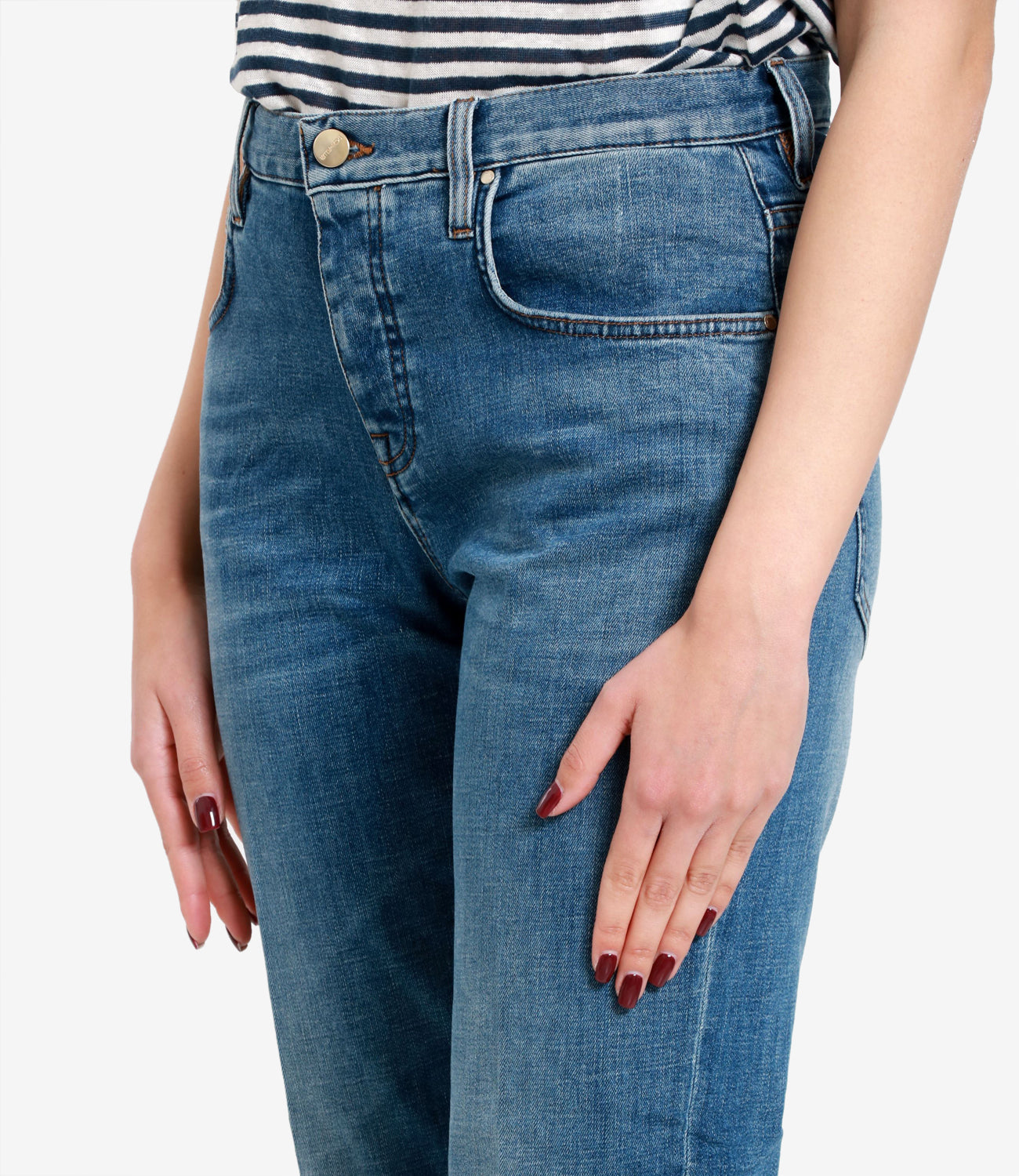 Ziehen Sie die Fuller Jeans an