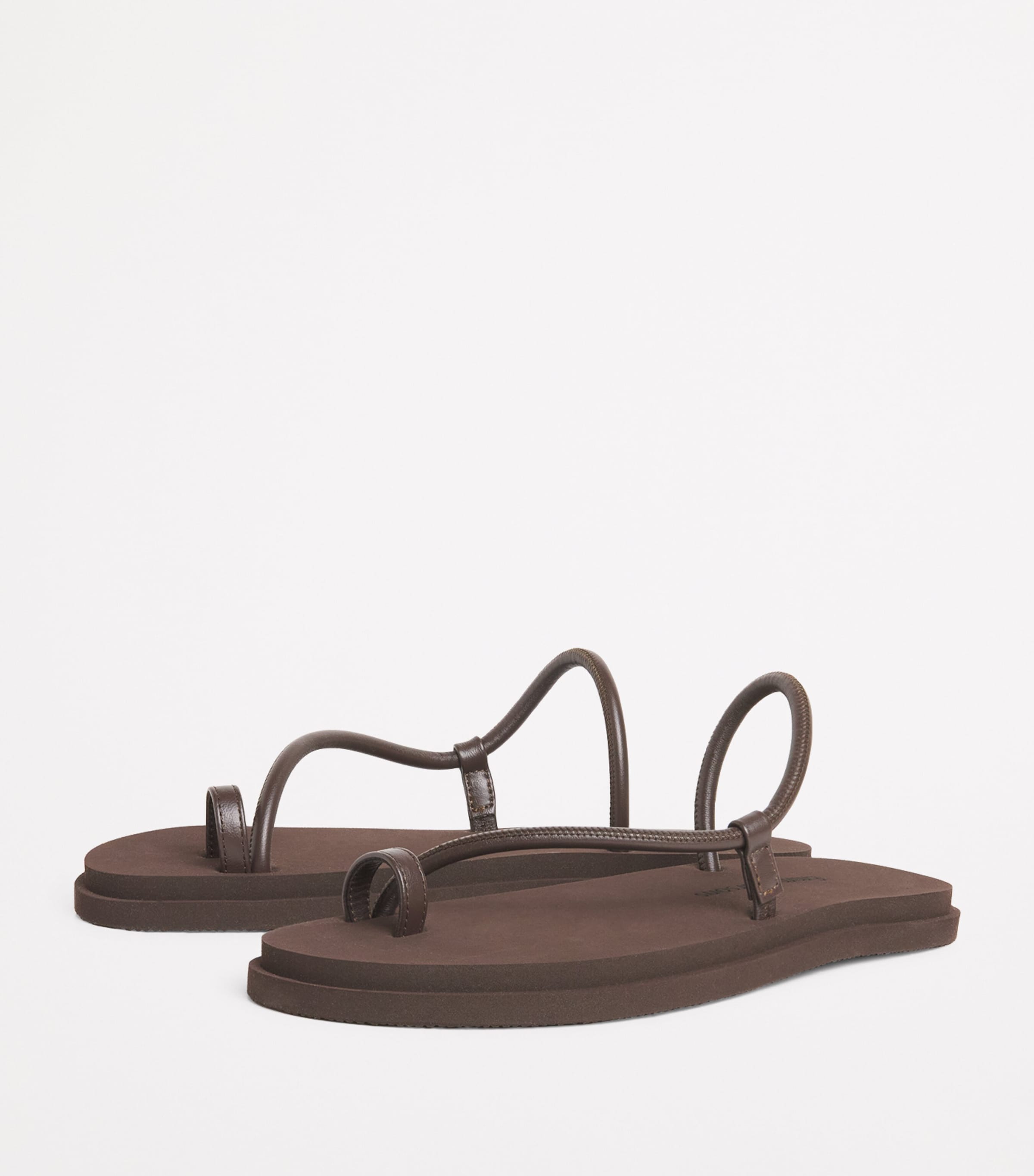 Emme Parsons Leather-Rubber Bari Pool Slides