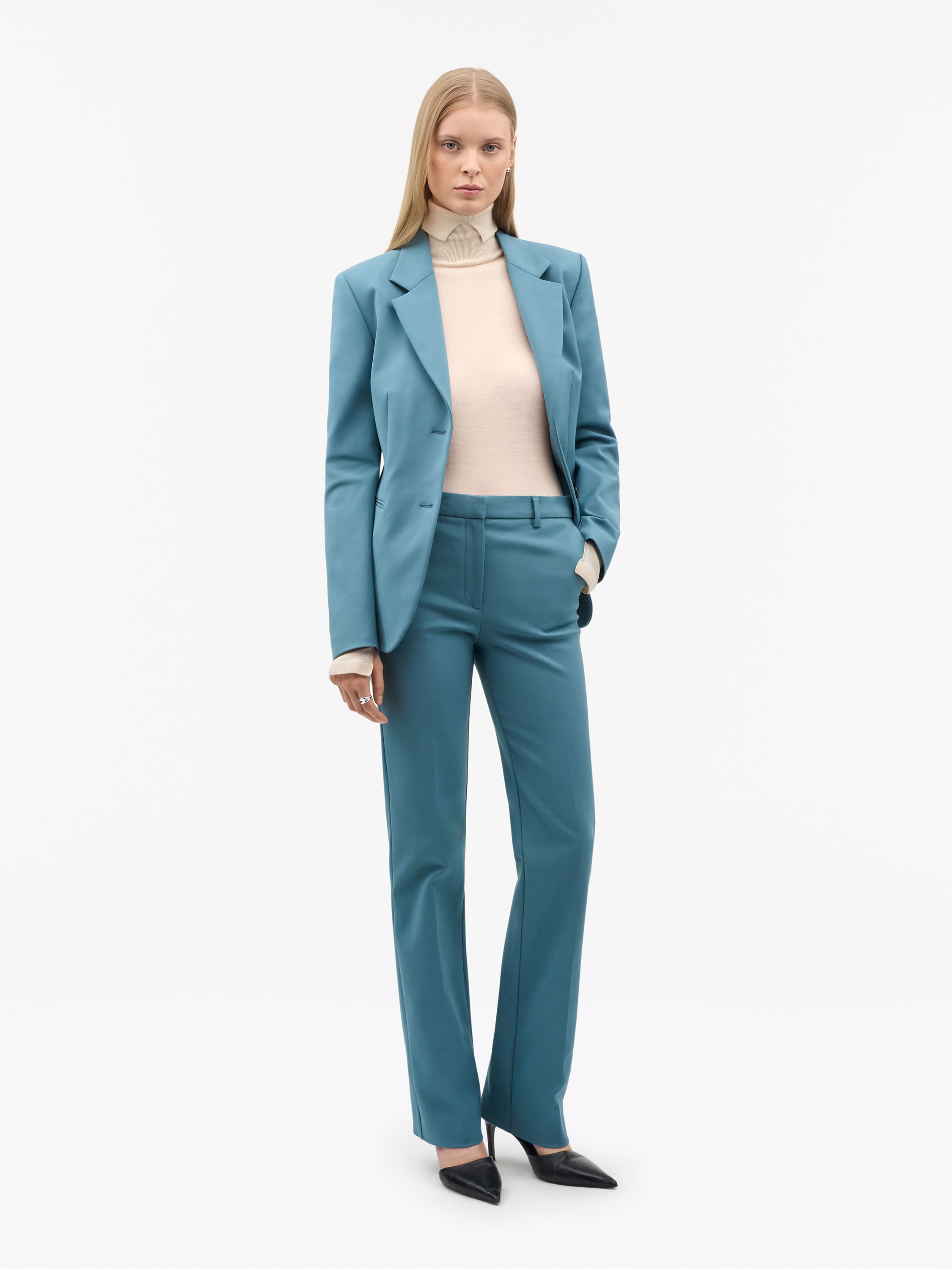 Noowa Slim-Fit Trouser