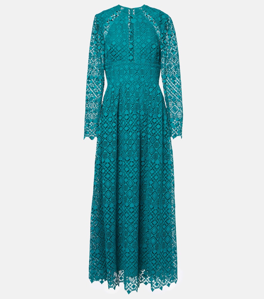 Macramé gown
