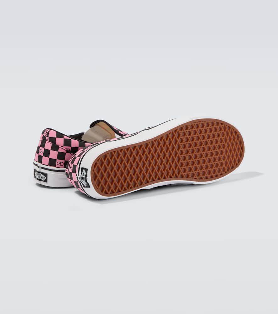 X Vans VLogo checked slip-on shoes
