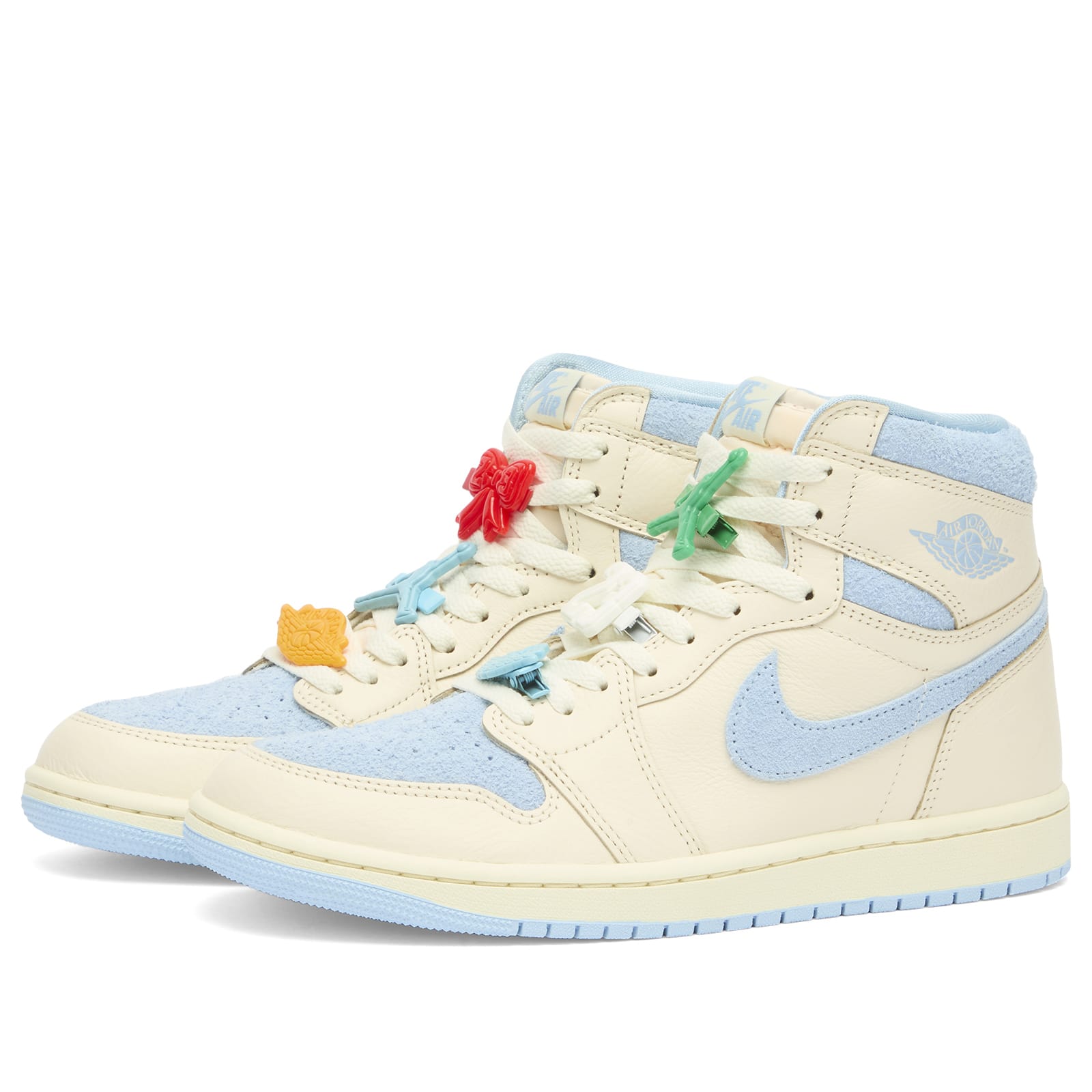 Women's 1 Retro Hi Sneaker Pale Ivory/Psychic Blue/Coconut Milk
