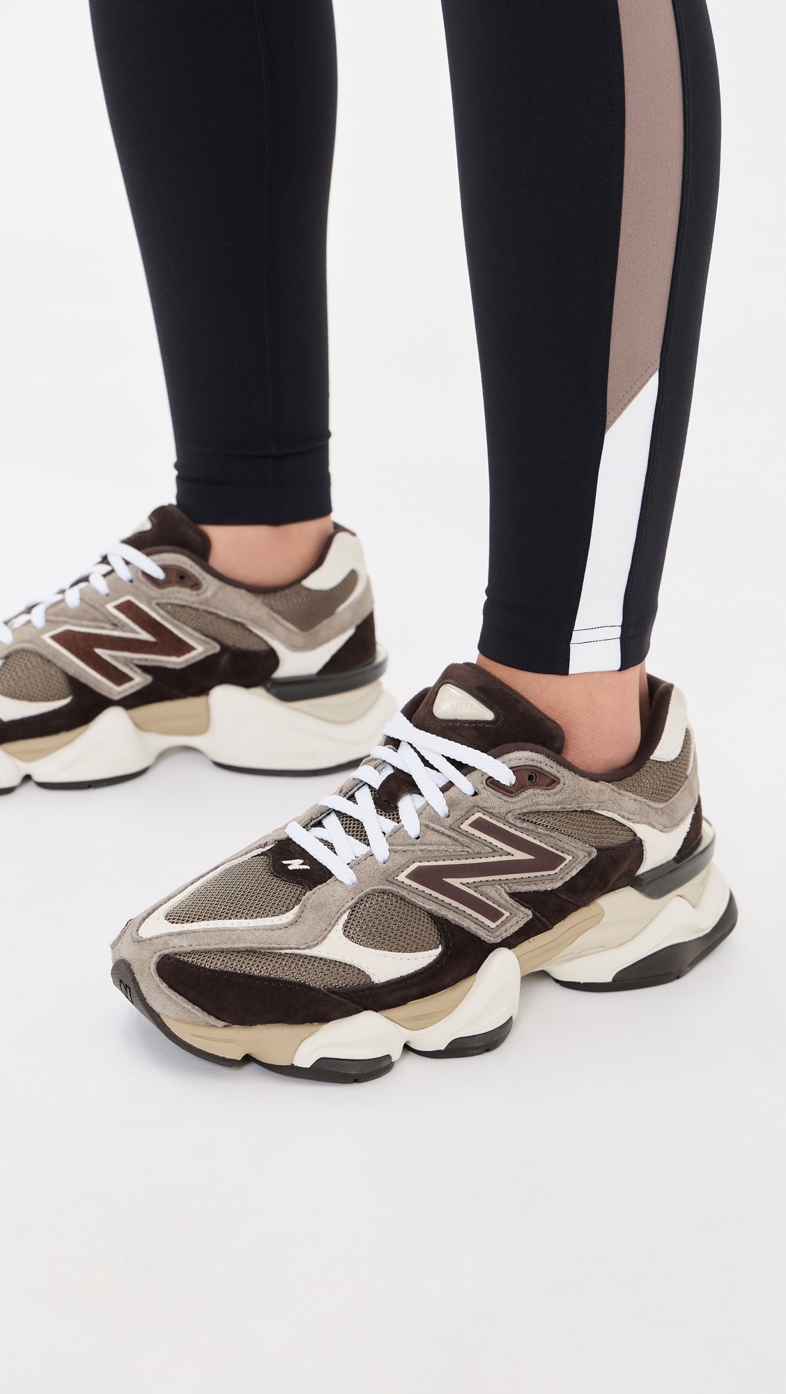 9060 Sneakers Brown/Brown W