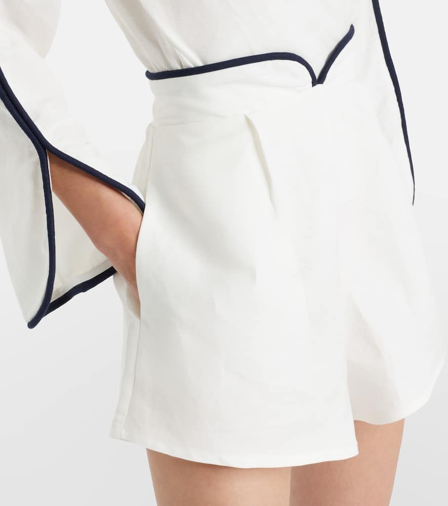 Bicolor linen-blend Bermuda shorts