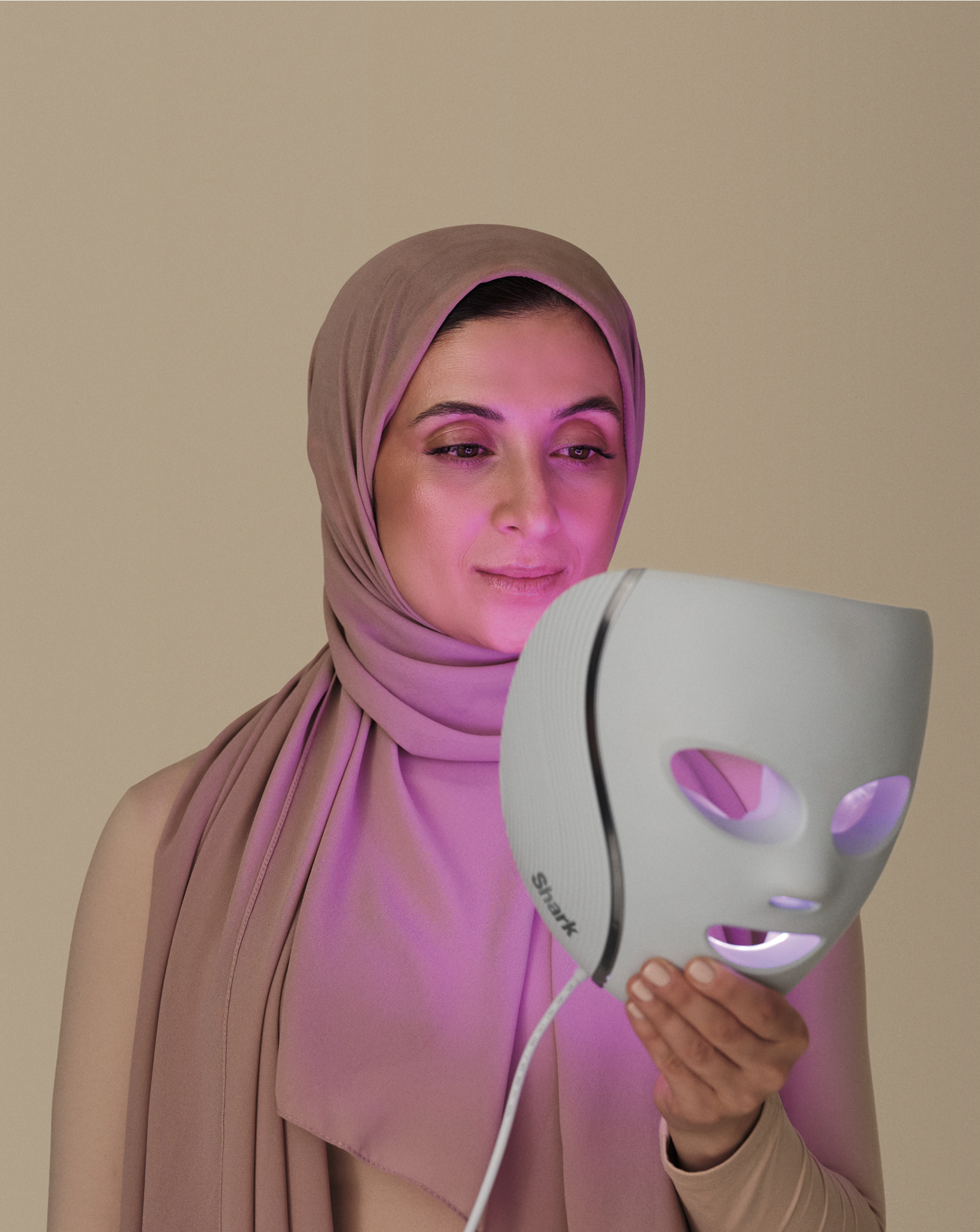 Shark CryoGlow LED Mask