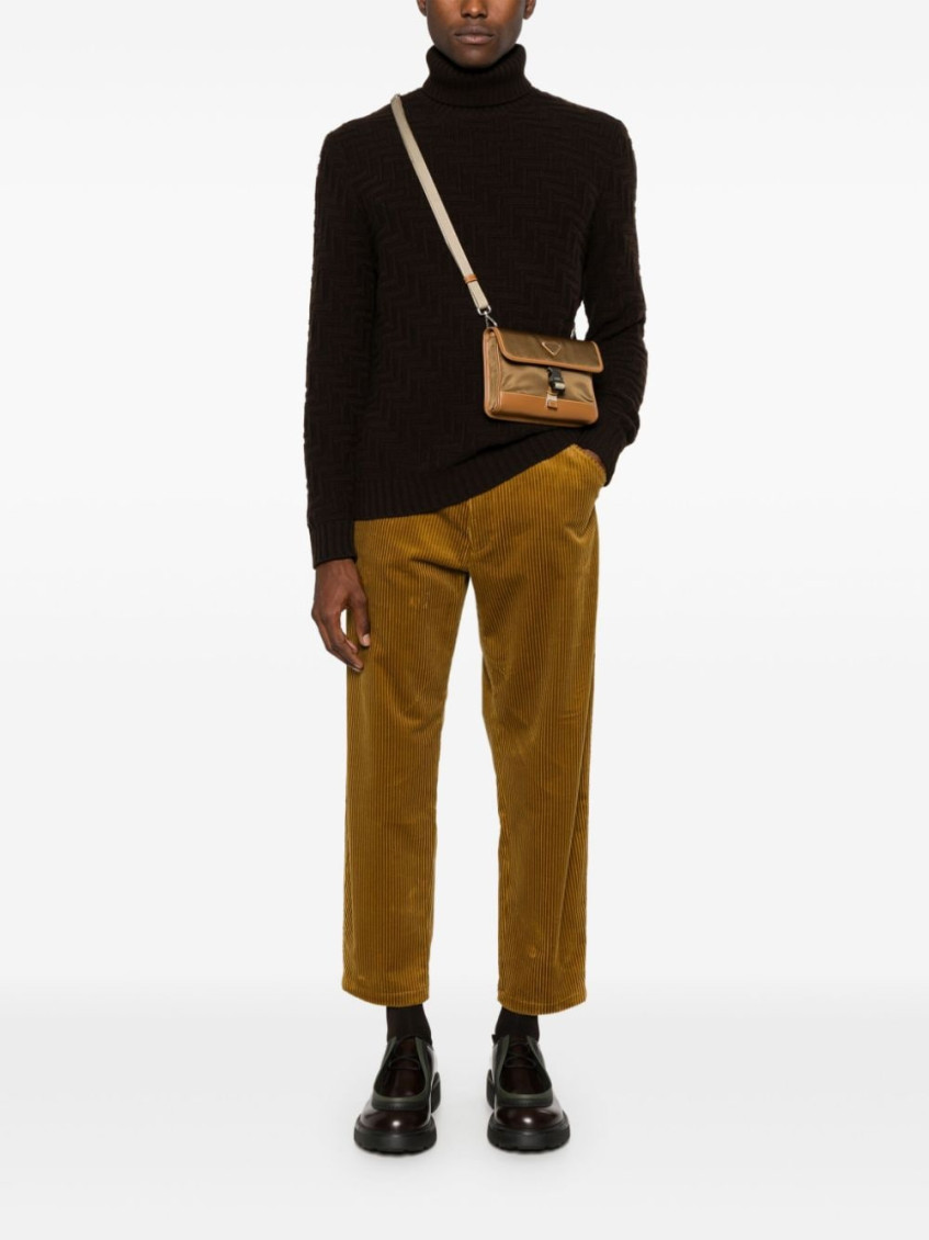 Cashmere Turtle-neck Sweater